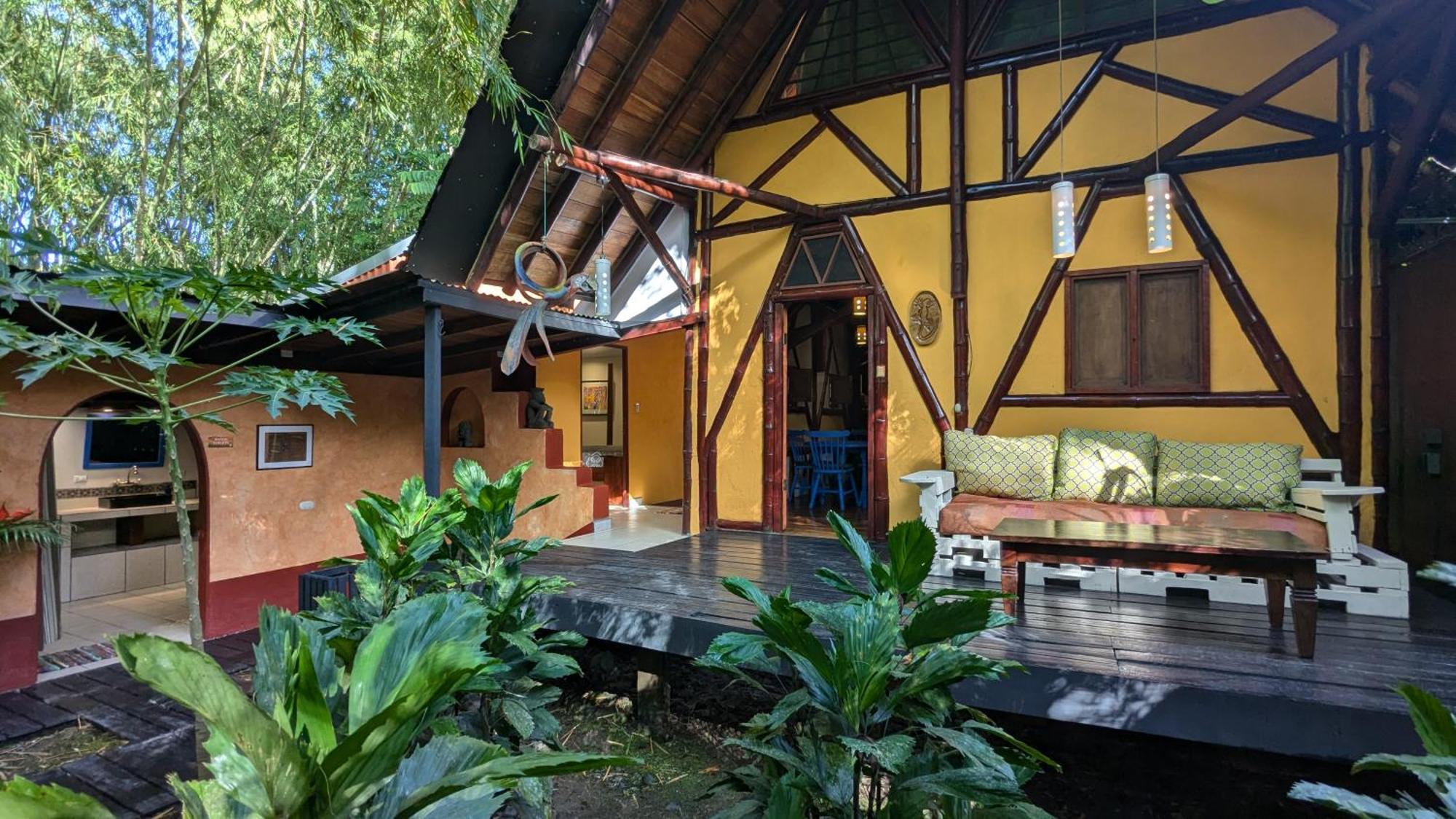 Tree House Beachfront Lodge Puerto Viejo de Talamanca Exterior foto